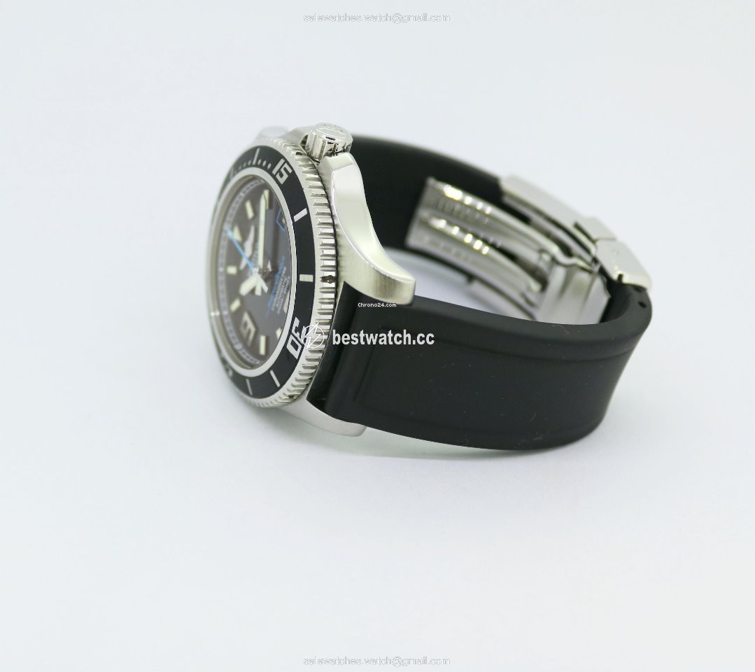 IMG_9086 Breitling Superocean 44 Mens watch Unisex Automatic Steel A17391 3