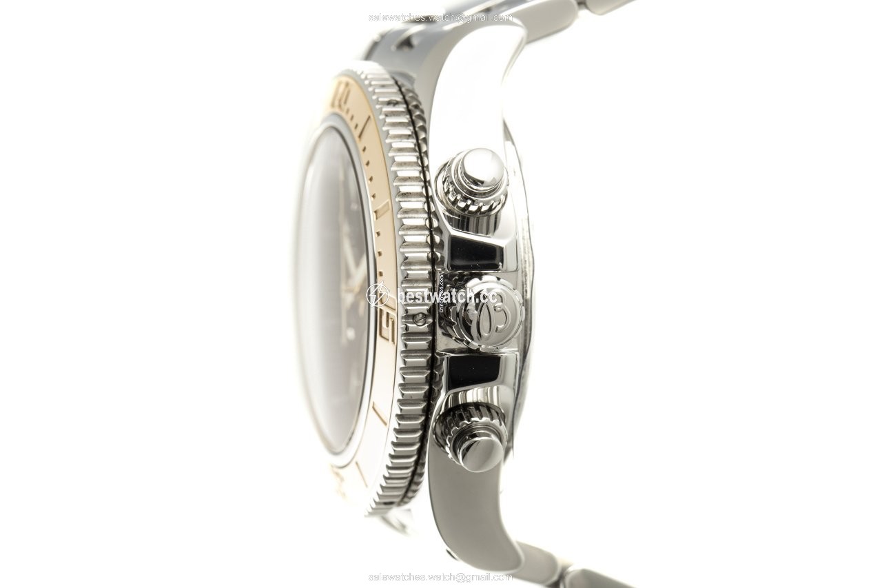 IMG_9086 Breitling Superocean Chronograph II Mens watch Unisex Automatic Gold Steel C13341 3