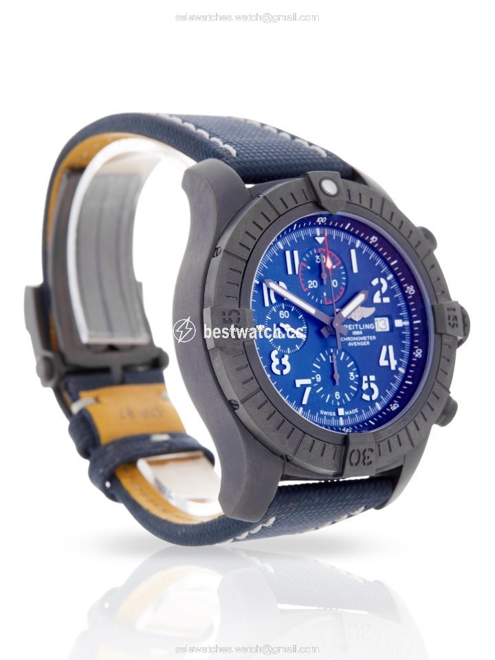 IMG_9086 Breitling Super Avenger Mens watch Unisex Automatic Titanium V13375101C1X2 3