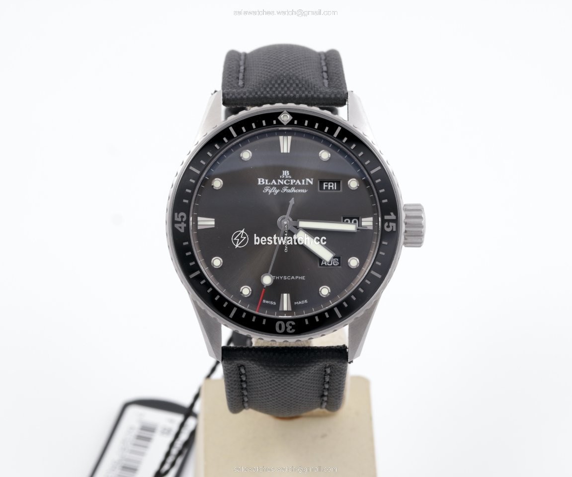 IMG_9086 Blancpain Fifty Fathoms Bathyscaphe Mens watch Unisex Automatic Steel 5071-1110-B52A 3