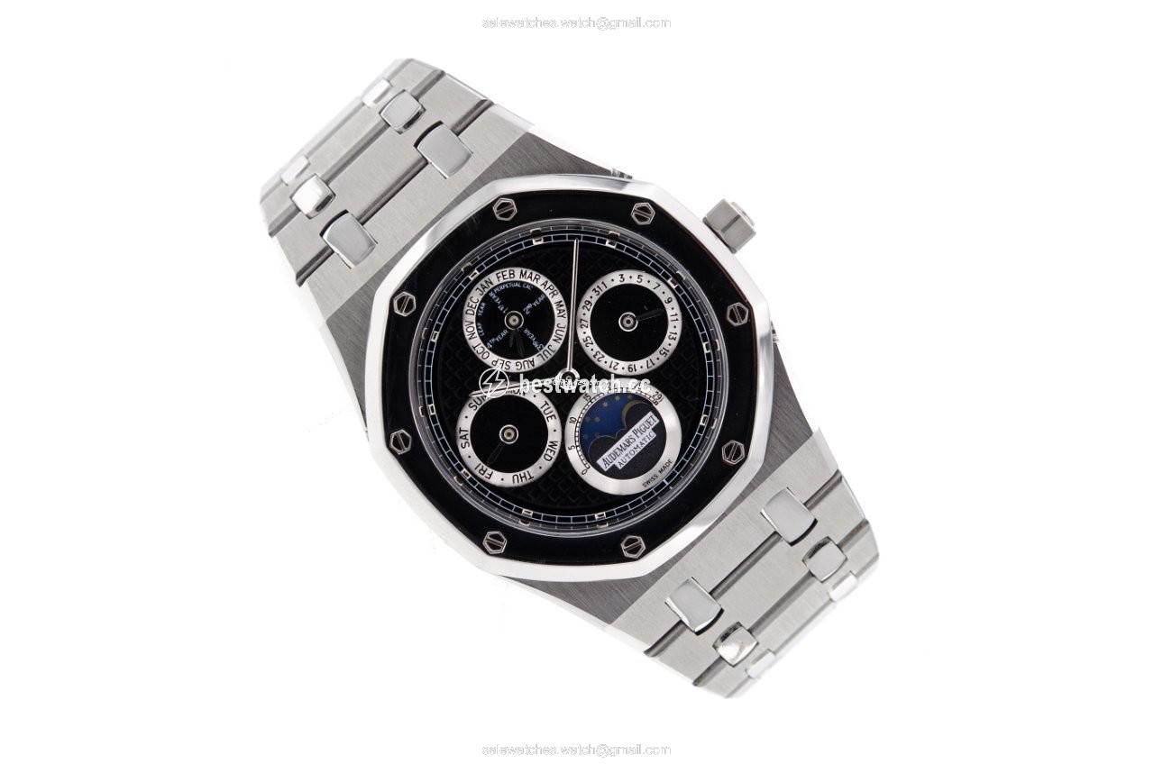IMG_9086 Audemars Piguet Royal Oak Perpetual Calendar Mens watch Unisex Automatic Steel 25820SP.OO.0944SP.02 3