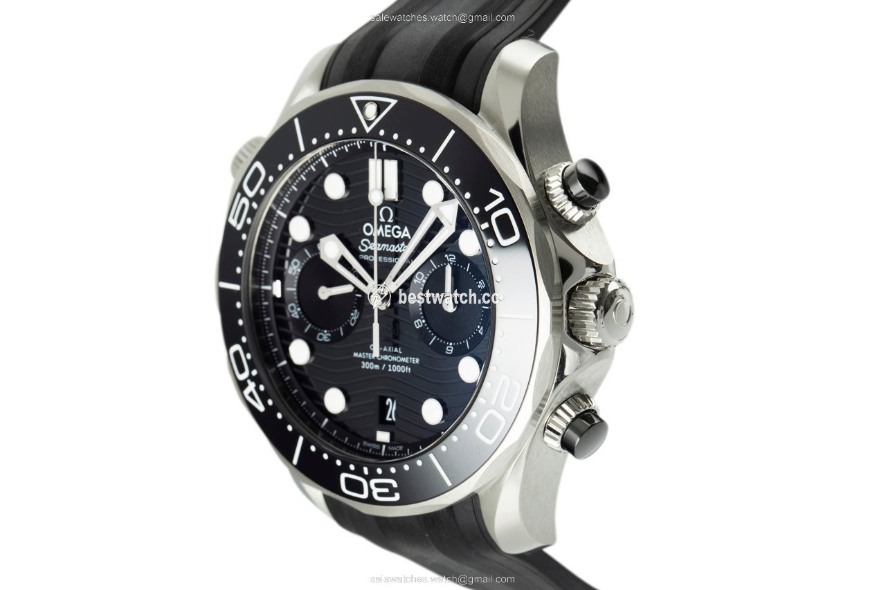 Omega Seamaster Diver 300 M Mens watch Unisex Automatic Steel 210.32.44.51.01.001 3