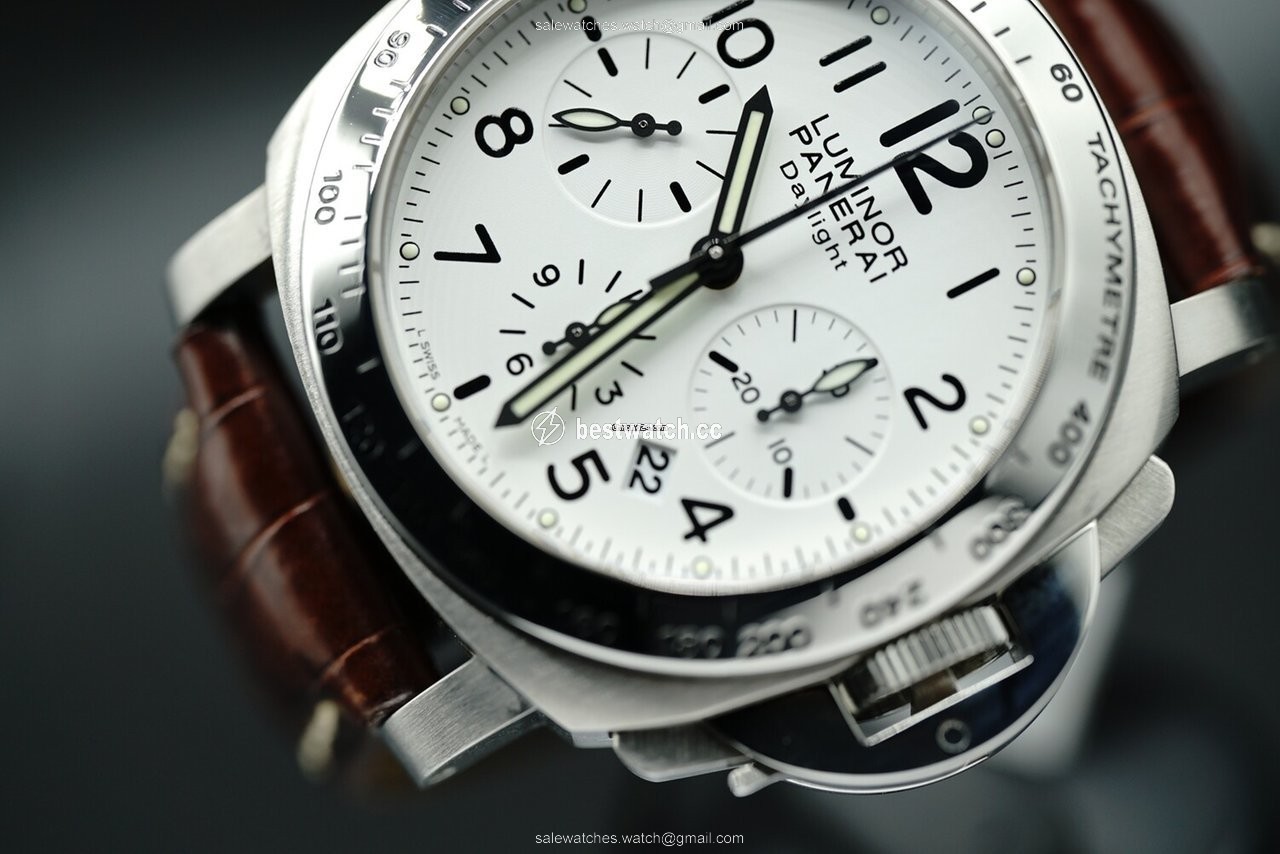 IMG_9086 Panerai Luminor Chrono Mens watch Unisex Automatic Steel PAM00188 3