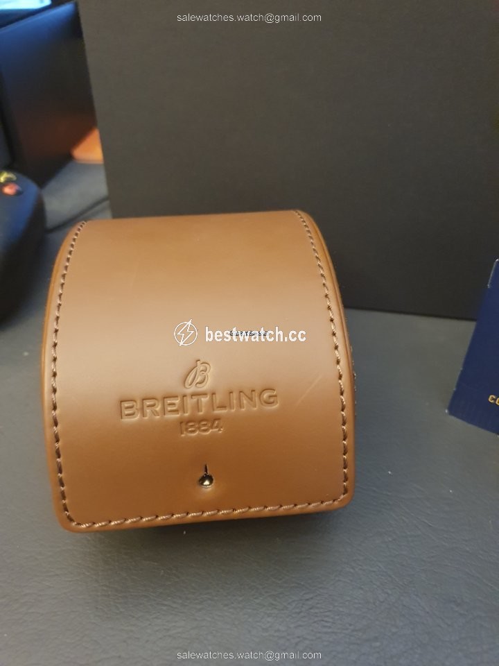 IMG_9086 Breitling Superocean Heritage Mens watch Unisex Automatic Steel A10370121B1X1 3