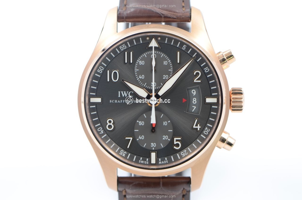IMG_9086 IWC Pilot Spitfire Chronograph Mens watch Unisex Automatic Red gold IW387803 3