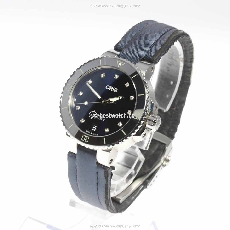 IMG_9086 Oris Aquis Date Womens watch Automatic Steel 01 733 7731 4195-07 5 18 46FC 3