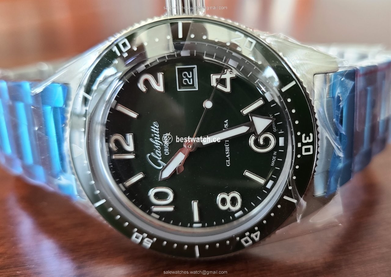 Glashutte Original Mens watch Unisex Automatic Steel 1-39-11-13-83-70 3