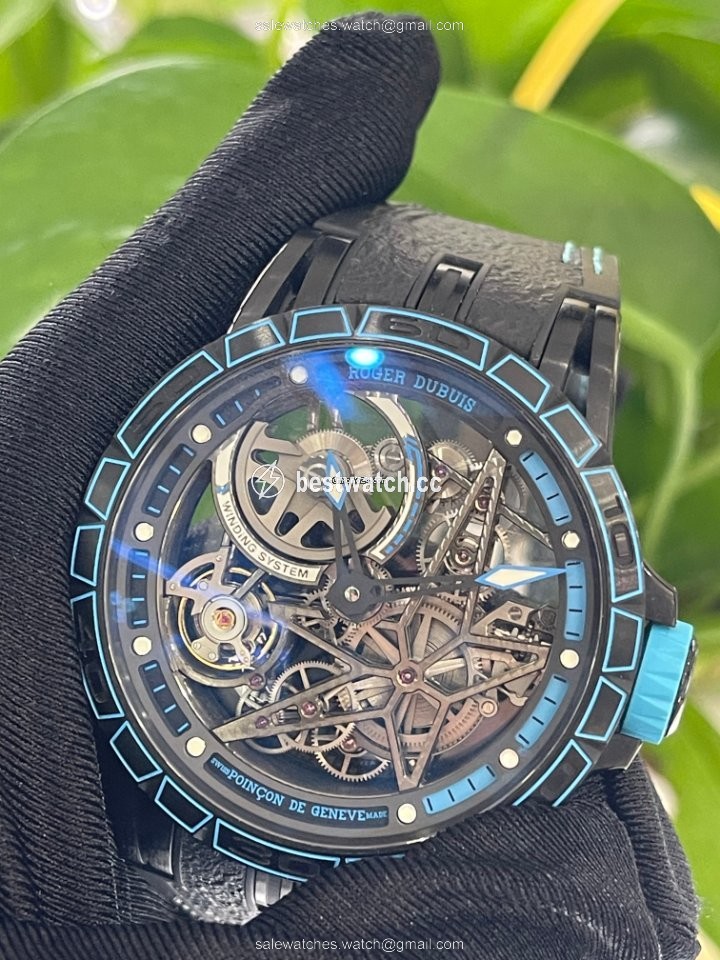 Roger Dubuis Excalibur Mens watch Unisex Automatic Titanium RDDBEX0746 3