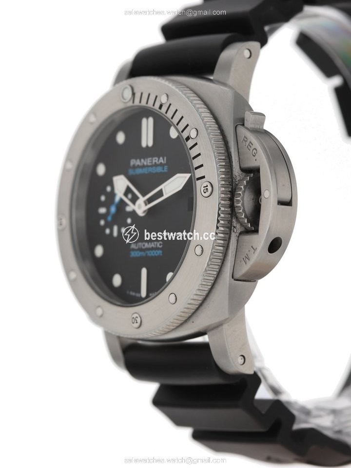 Panerai Luminor Submersible Steel PAM 973 3