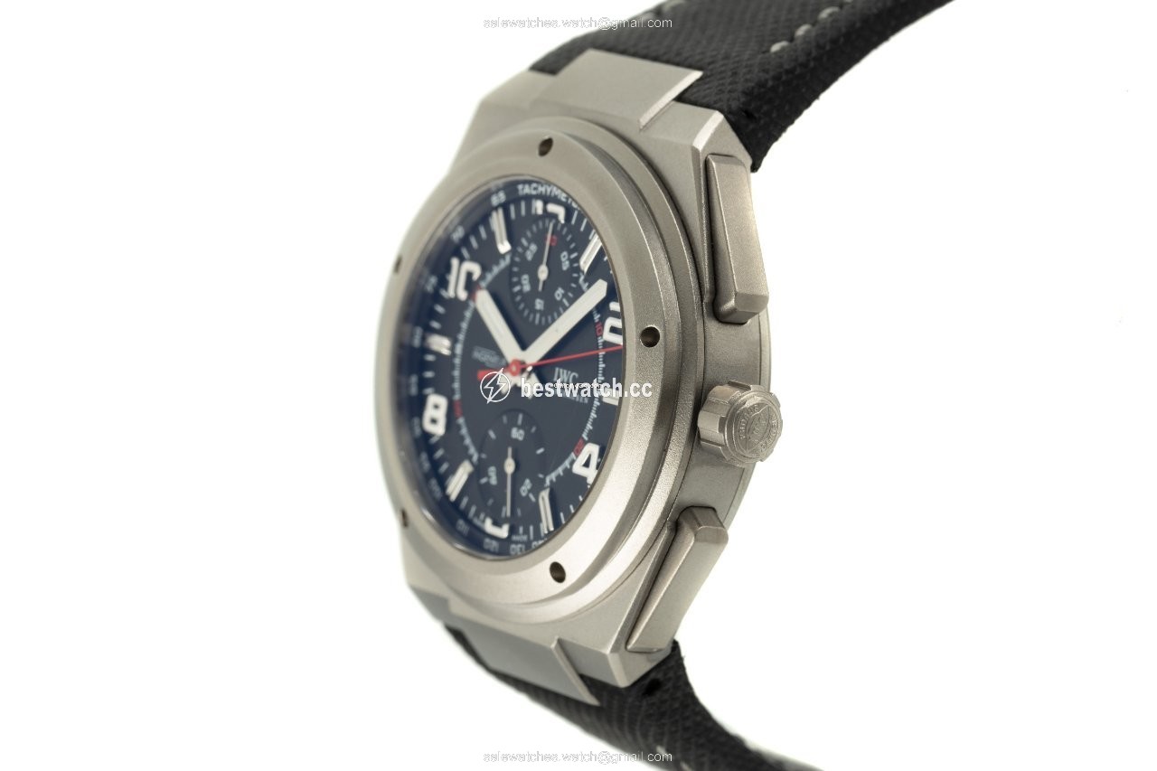 IMG_9086 IWC Ingenieur AMG Mens watch Unisex Automatic Titanium IW372504 3