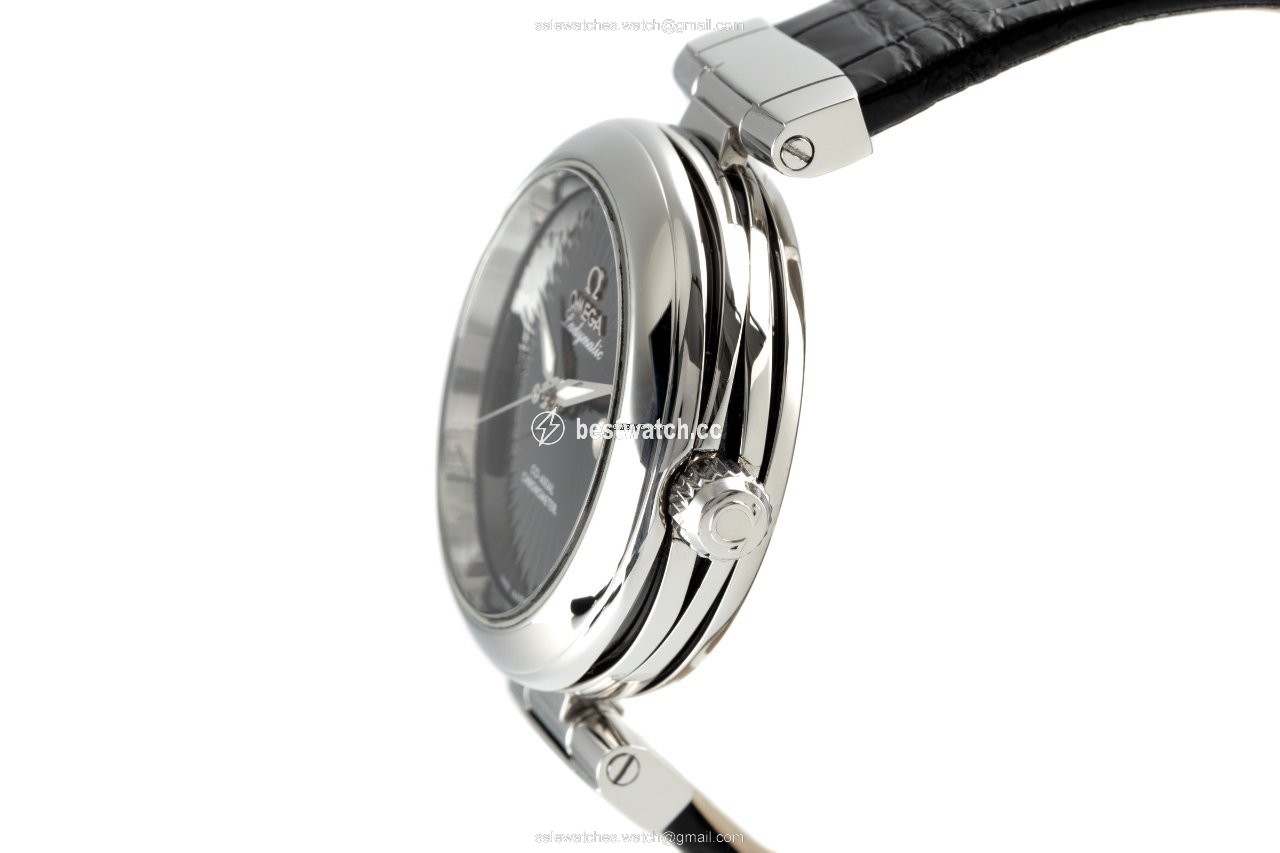 IMG_9086 Omega De Ville Ladymatic Womens watch Automatic Steel 425.33.34.20.01.001 3