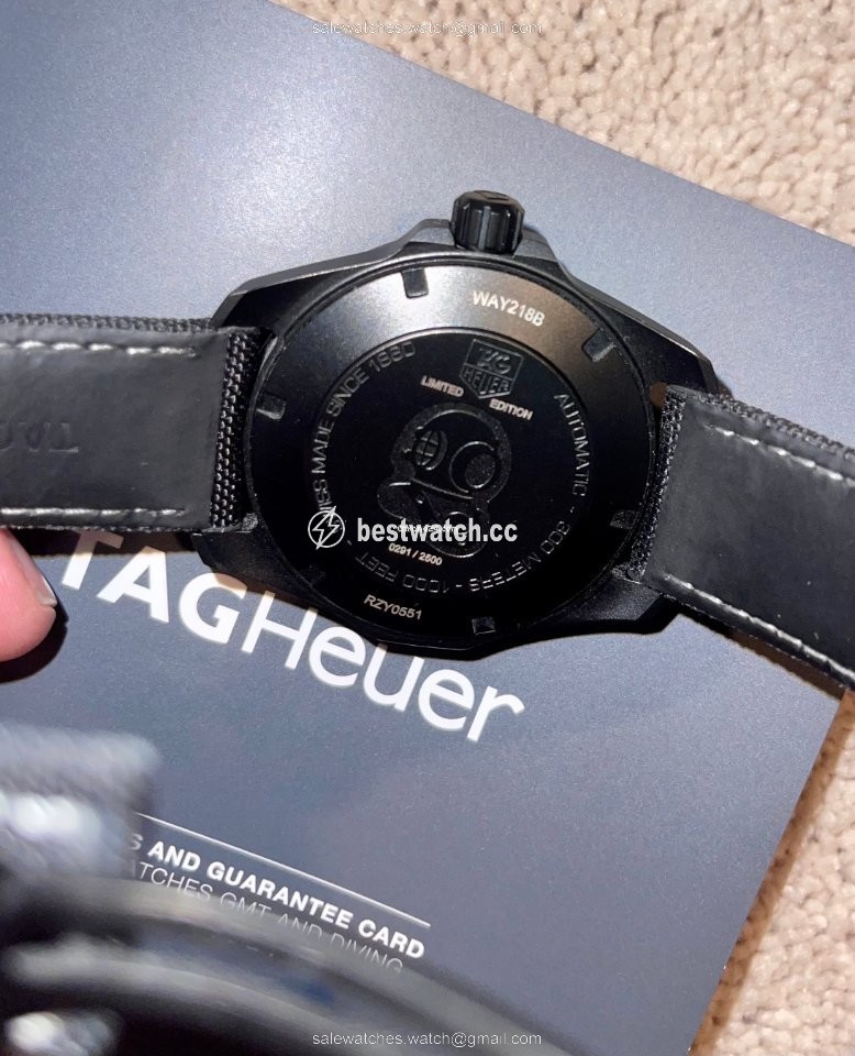 IMG_9086 TAG Heuer Aquaracer 300M Mens watch Unisex Automatic Titanium WAY218B.FC6364 3