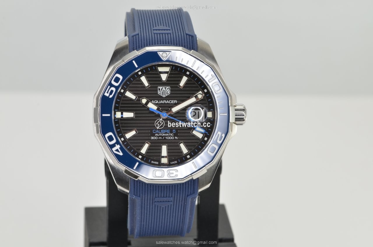 IMG_9086 TAG Heuer Aquaracer 300M Mens watch Unisex Automatic Steel WAY201C.FC6395 3