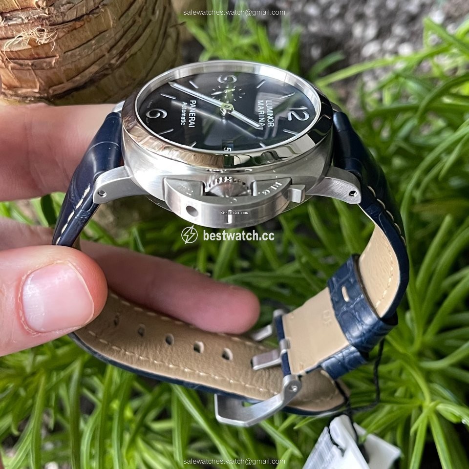 IMG_9086 Panerai Luminor Marina Mens watch Unisex Automatic Steel PAM 01313 3