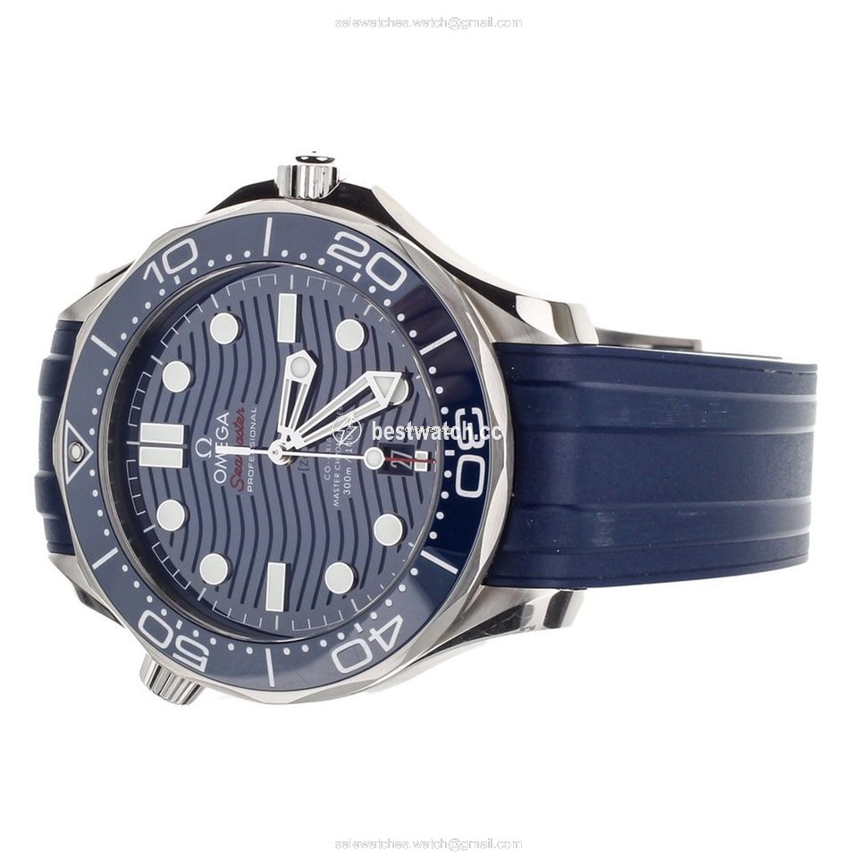 Omega Seamaster Diver 300 M Mens watch Unisex Automatic Steel 21032422003001 3