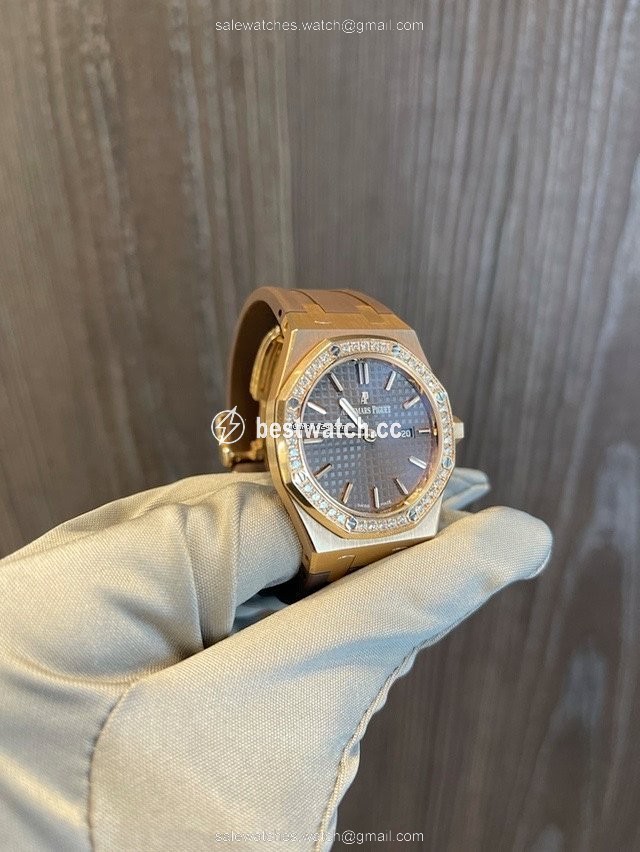 Audemars Piguet Royal Oak Lady Mens watch Unisex Automatic Red gold 67651OR.ZZ.D080CA.01 3