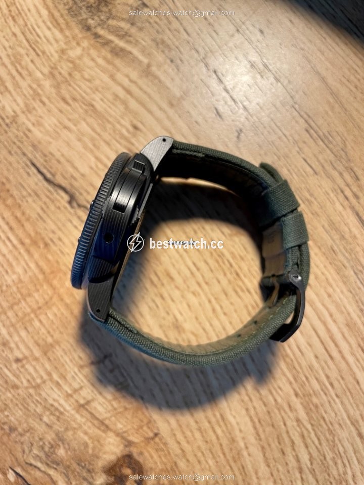 Panerai Mens watch Unisex Automatic Carbon PAM 00979 PAM 979 3
