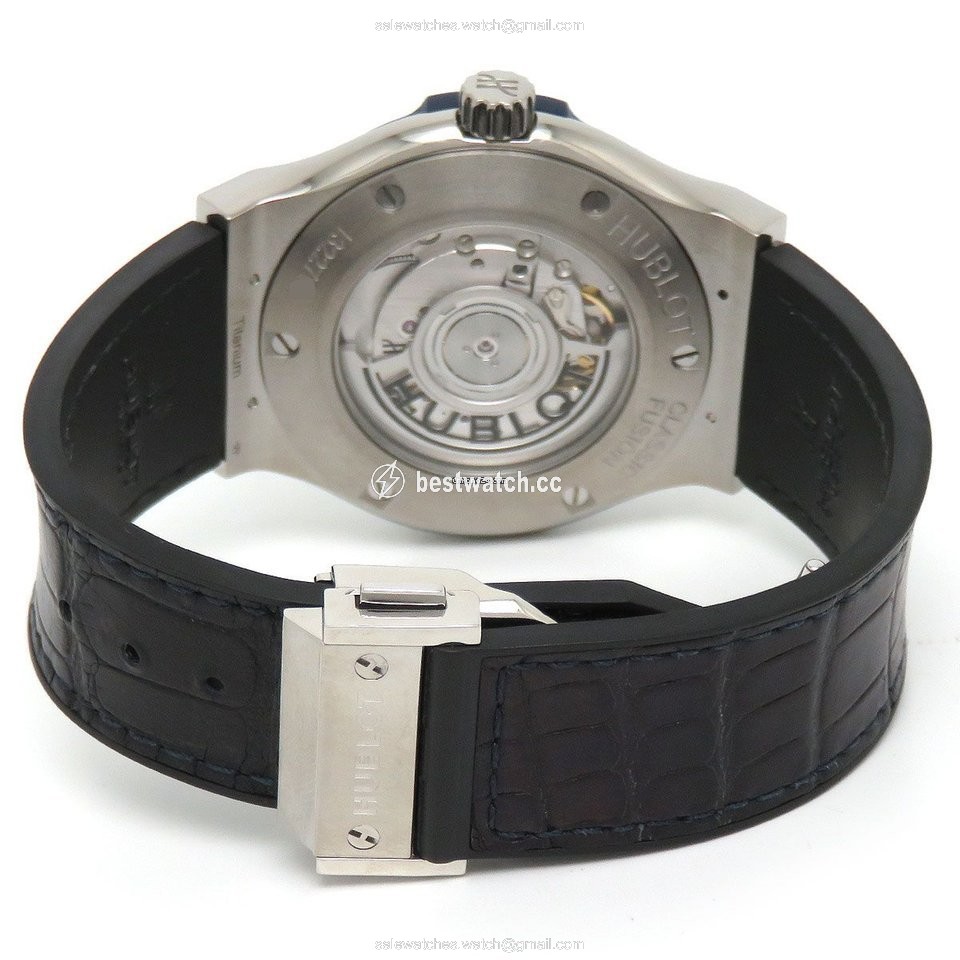 Hublot Classic Fusion 45, 42, 38, 33 mm Mens watch Unisex Automatic Titanium 542.NX.6670.LR.JPN18 3