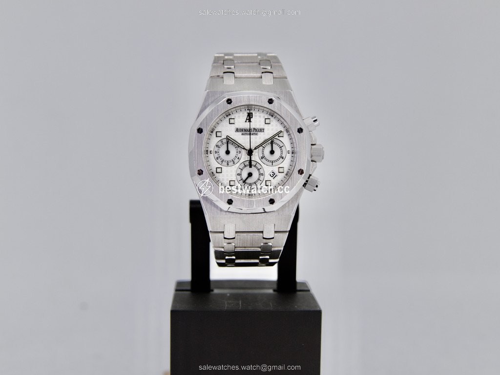 IMG_9086 Audemars Piguet Royal Oak Chronograph Automatic White gold 25960BC.OO.1185BC.01 3