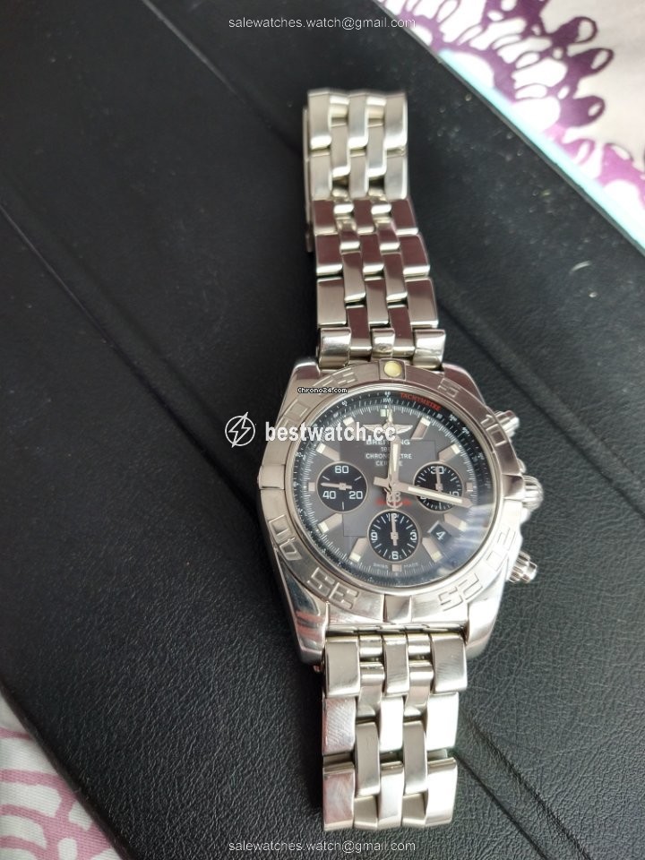 IMG_9086 Breitling Chronomat 44 Mens watch Unisex Automatic Steel AB011011 3