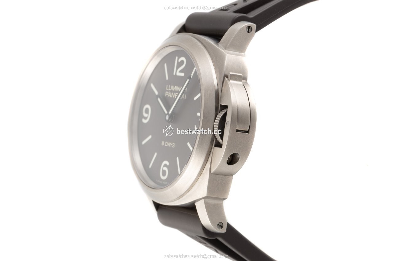 Panerai Luminor Base 8 Days Mens watch Unisex Manual winding Titanium PAM00562 3