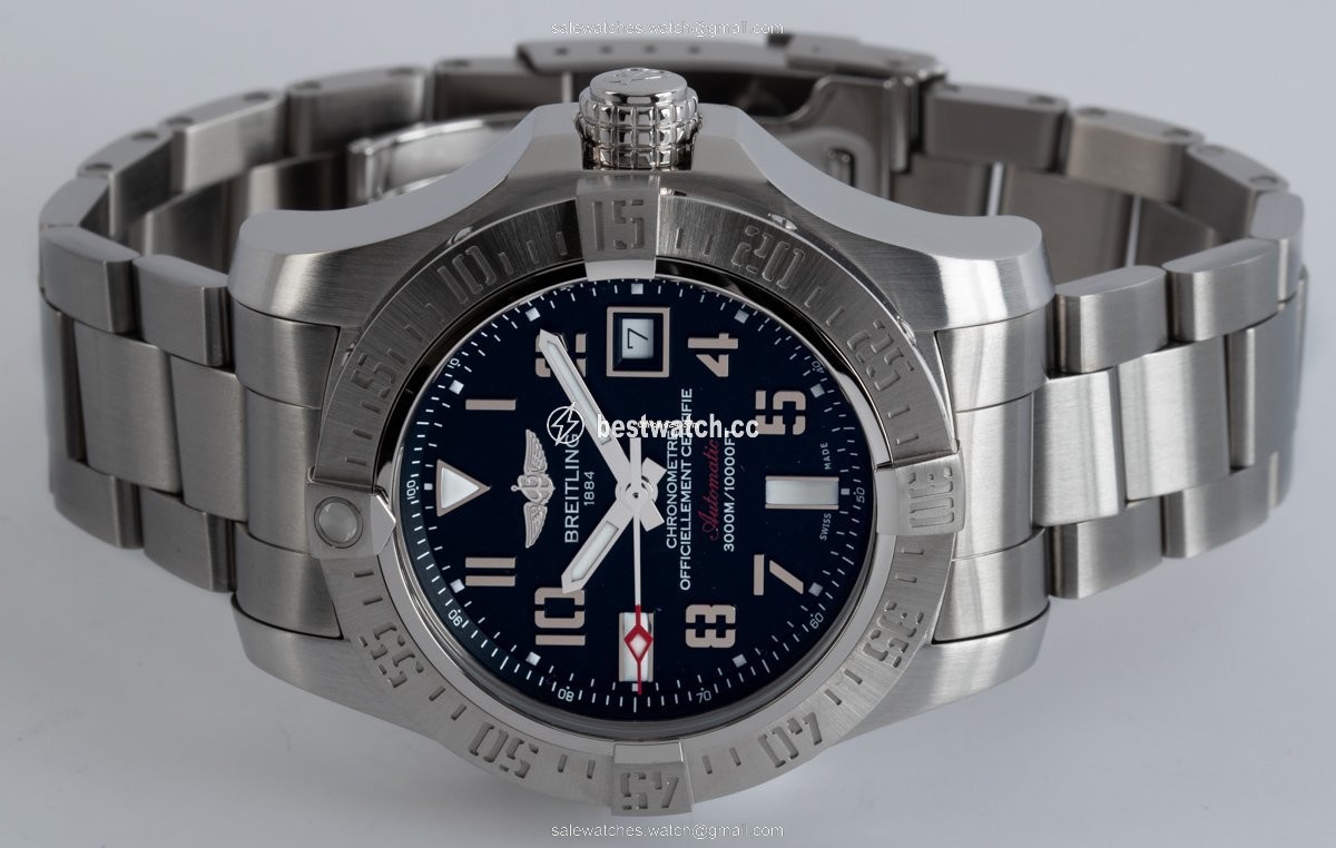 Breitling Avenger II Seawolf Mens watch Unisex Automatic Steel A17331101B2A1 3