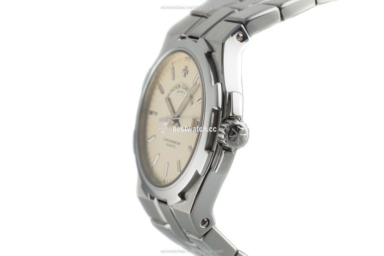 Vacheron Constantin Overseas Mens watch Unisex Quartz Steel 42040-72040 1 3