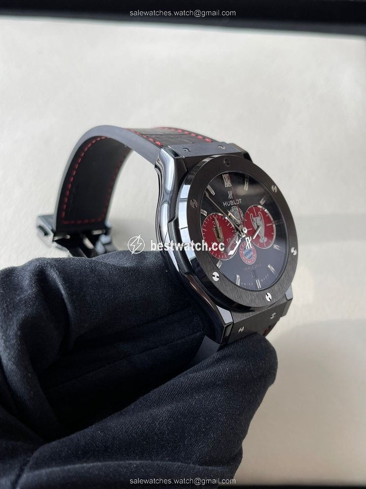IMG_9086 Hublot Classic Fusion Chronograph Mens watch Unisex Automatic Ceramic 521.CM.1737.LR.BYM13 3