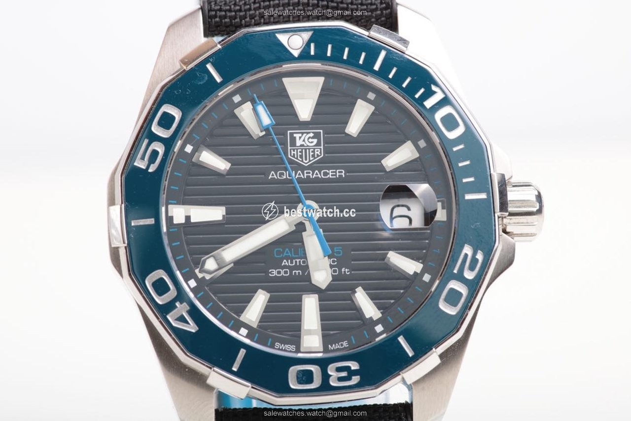 IMG_9086 TAG Heuer Aquaracer 300M Mens watch Unisex Automatic Steel WAY211B.FC6363 3