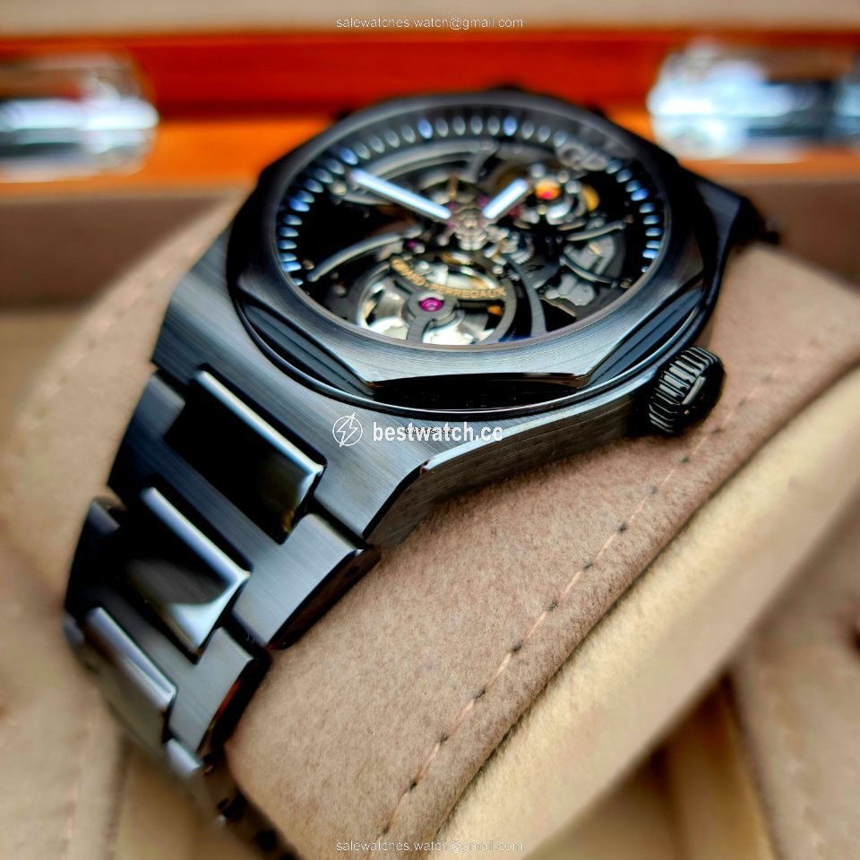 IMG_9086 Girard Perregaux Laureato Mens watch Unisex Automatic Ceramic 81015-32-001-32A 3