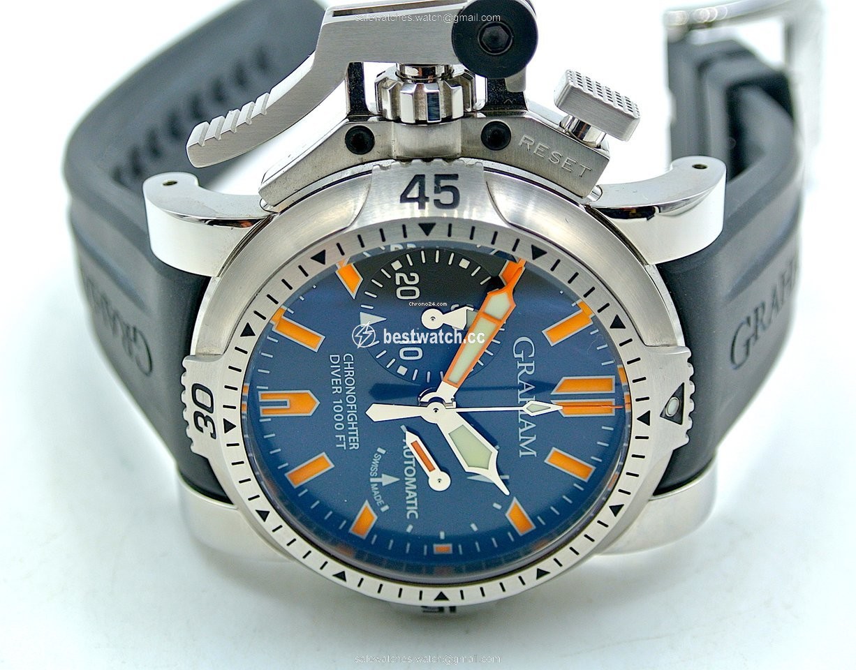 Graham Chronofighter Oversize Mens watch Unisex Automatic Steel 2OVES.B02B.K10B 3