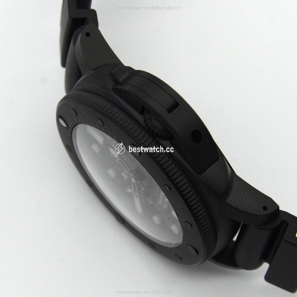 IMG_9086 Panerai Luminor Submersible Mens watch Unisex Automatic Carbon PAM 00979 3