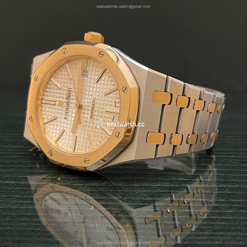IMG_9086 Audemars Piguet Royal Oak Selfwinding Mens watch Unisex Automatic Gold Steel 15400SR.OO.1220SR.01 3