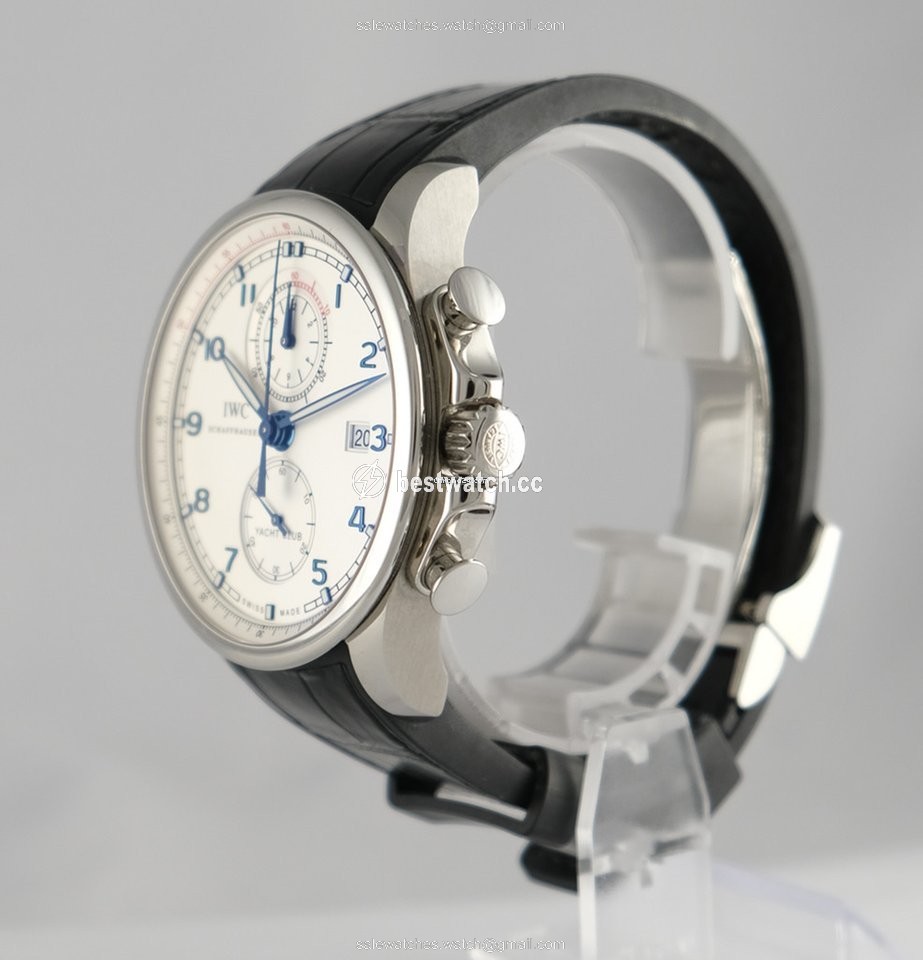 IMG_9086 IWC Portuguese Yacht Club Chronograph Mens watch Unisex Automatic Steel 390216 3