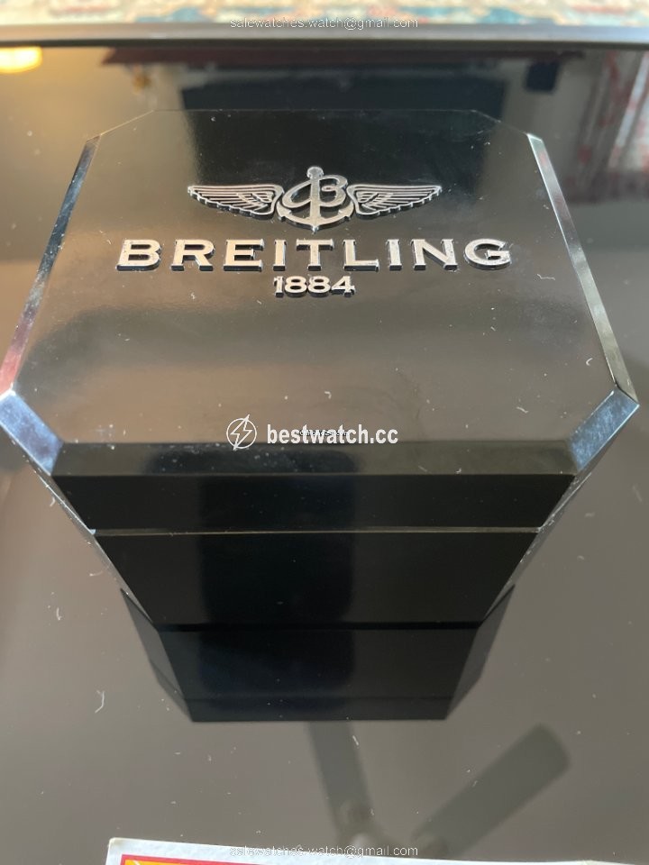 IMG_9086 Breitling Superocean Mens watch Unisex Automatic Steel A17360-108 3