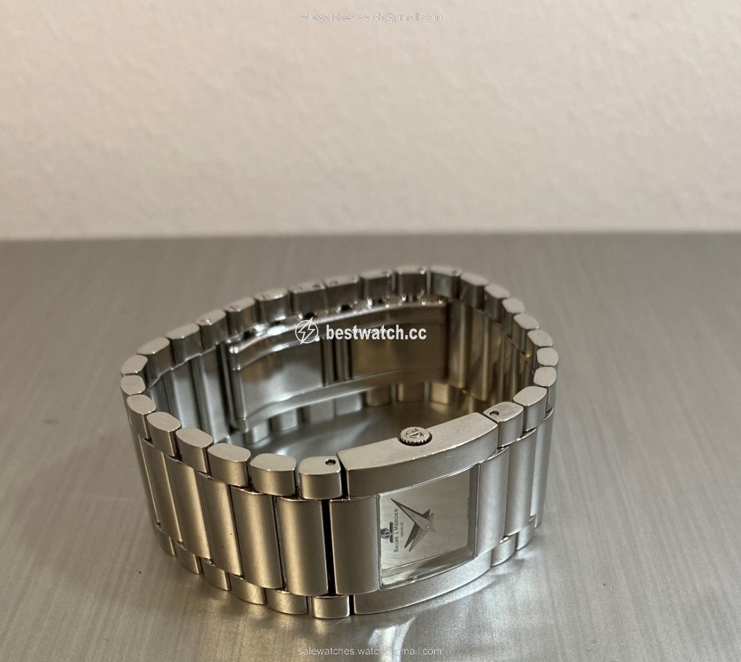 IMG_9086 Baume & Mercier Catwalk Womens watch Quartz Steel MV045219 3