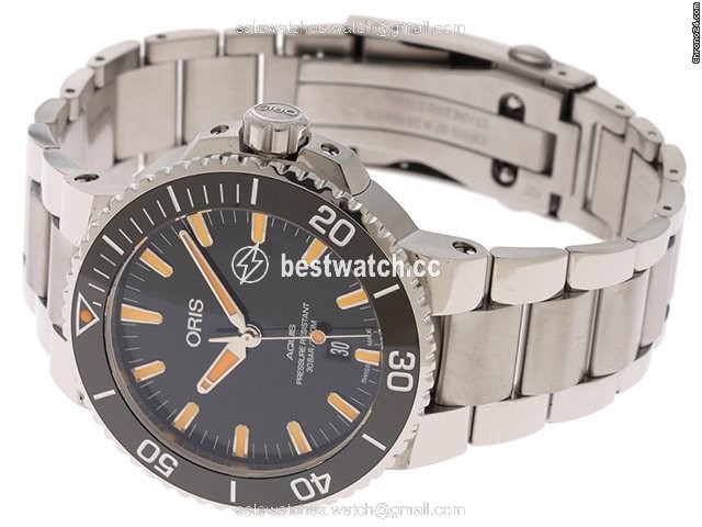 IMG_9086 Oris Aquis Date Mens watch Unisex Automatic Steel 01.733.7730.4159 3
