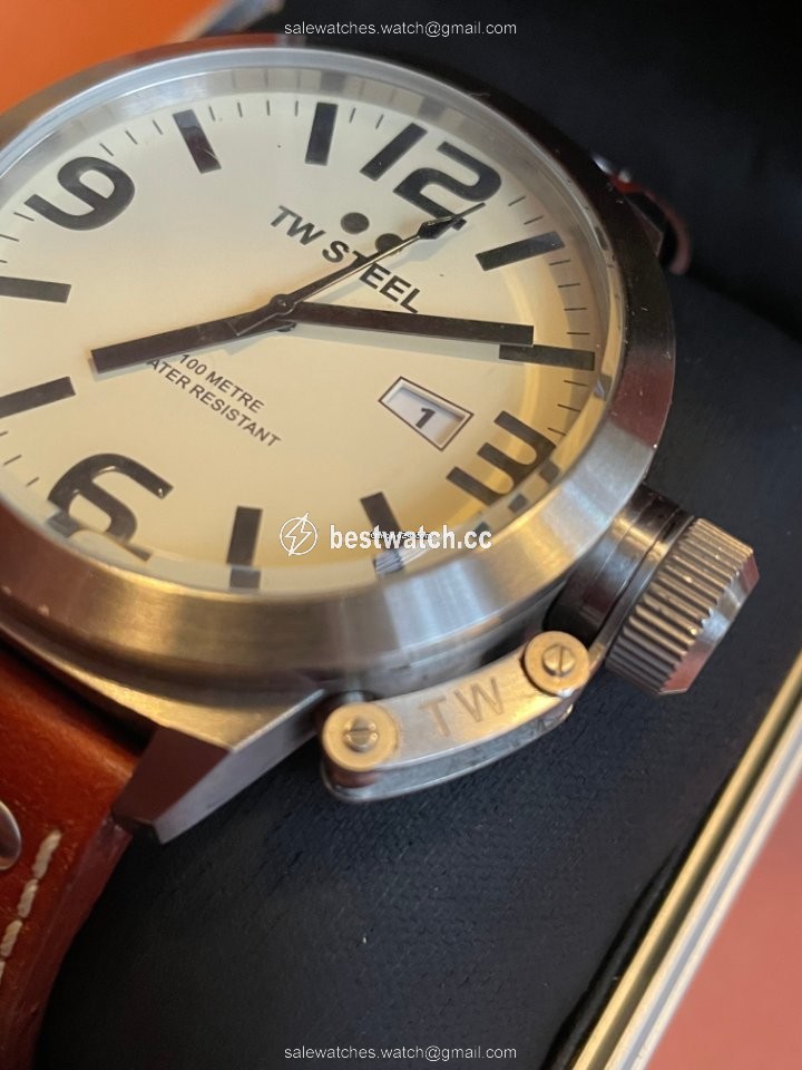 IMG_9086 TW Steel Mens watch Unisex Quartz Aluminum TW21 3