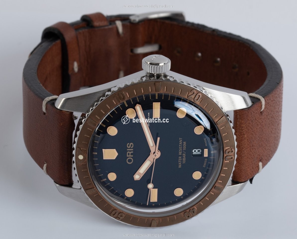 Oris Divers Sixty Five Mens watch Unisex Automatic Bronze 01-733-7707-4355-07 5 20 45 3