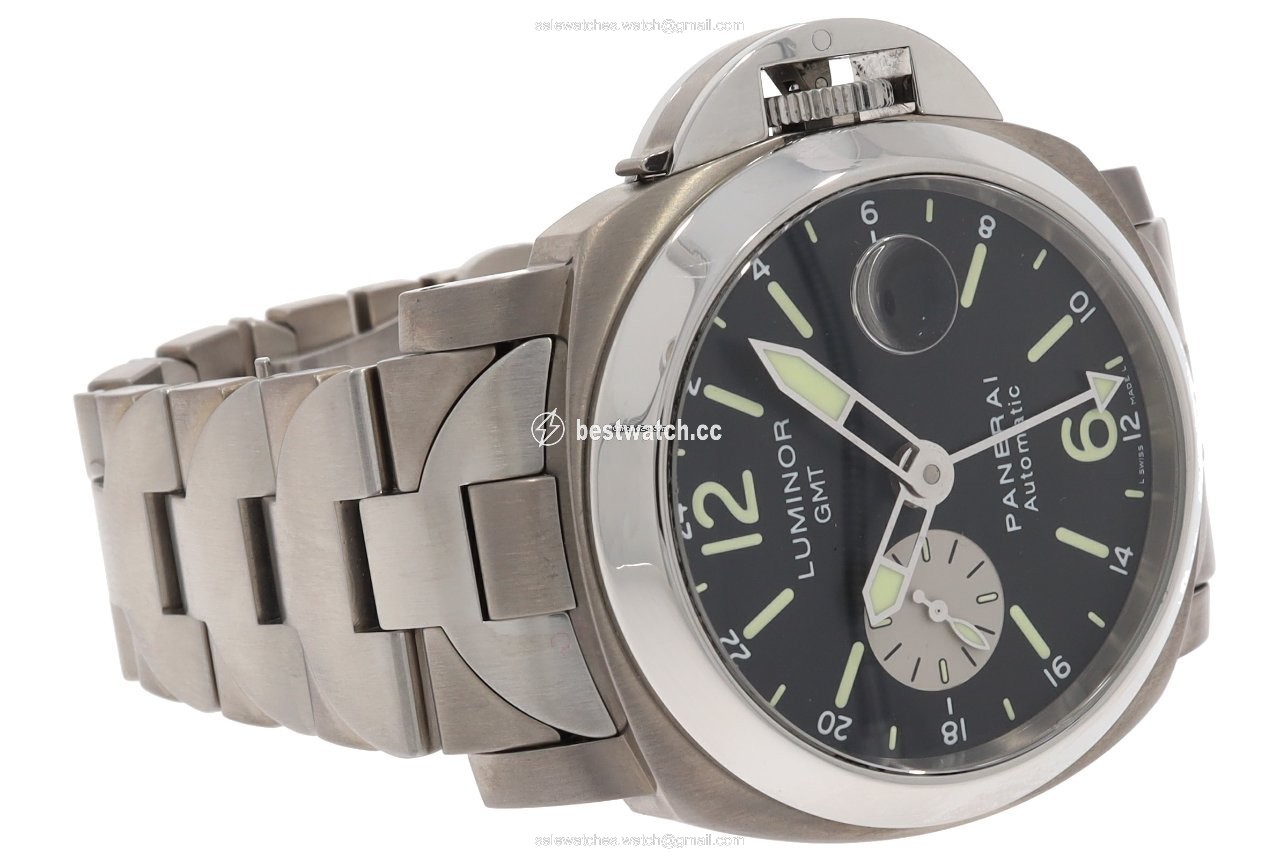 IMG_9086 Panerai Luminor GMT Automatic Mens watch Unisex Automatic Titanium PAM 00161 3