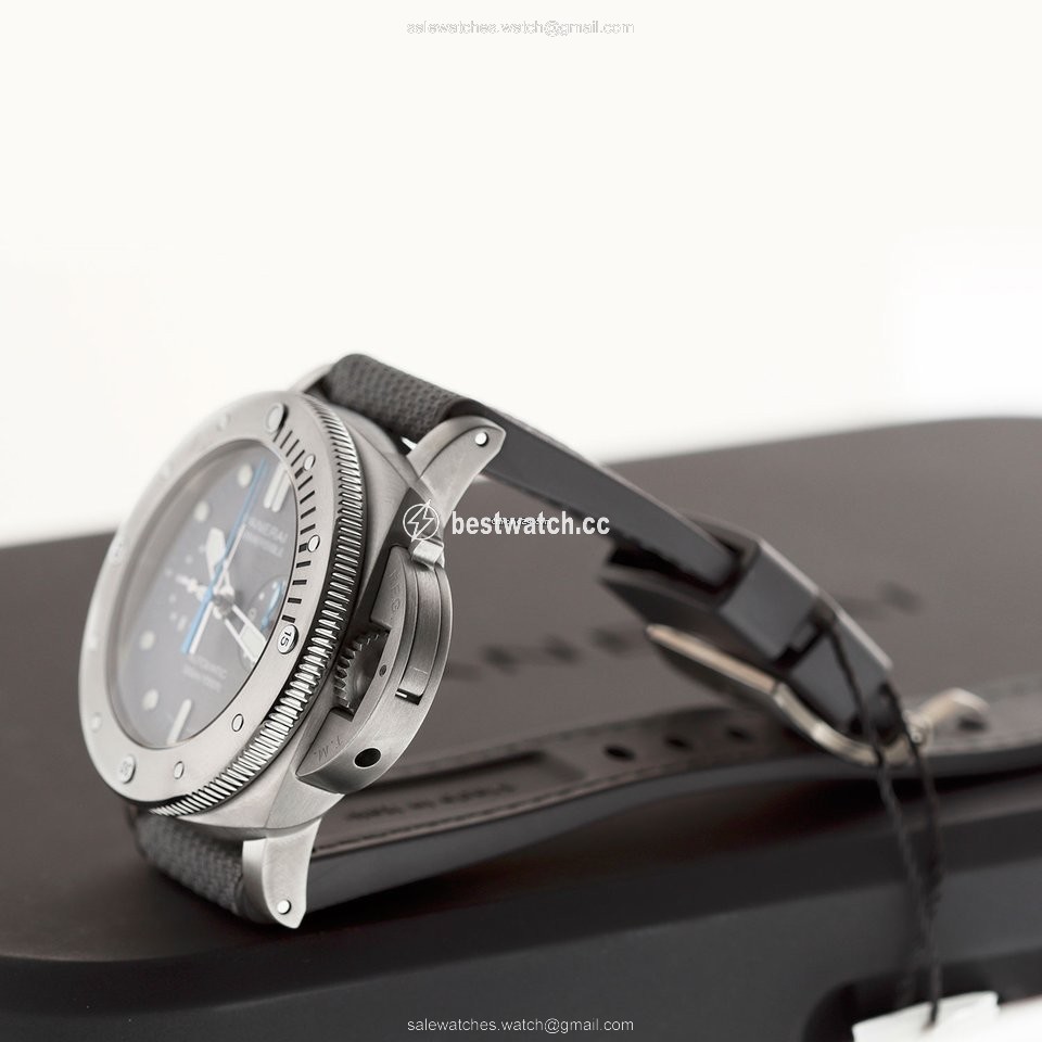 IMG_9086 Panerai Mens watch Unisex Automatic Titanium pam01207 3