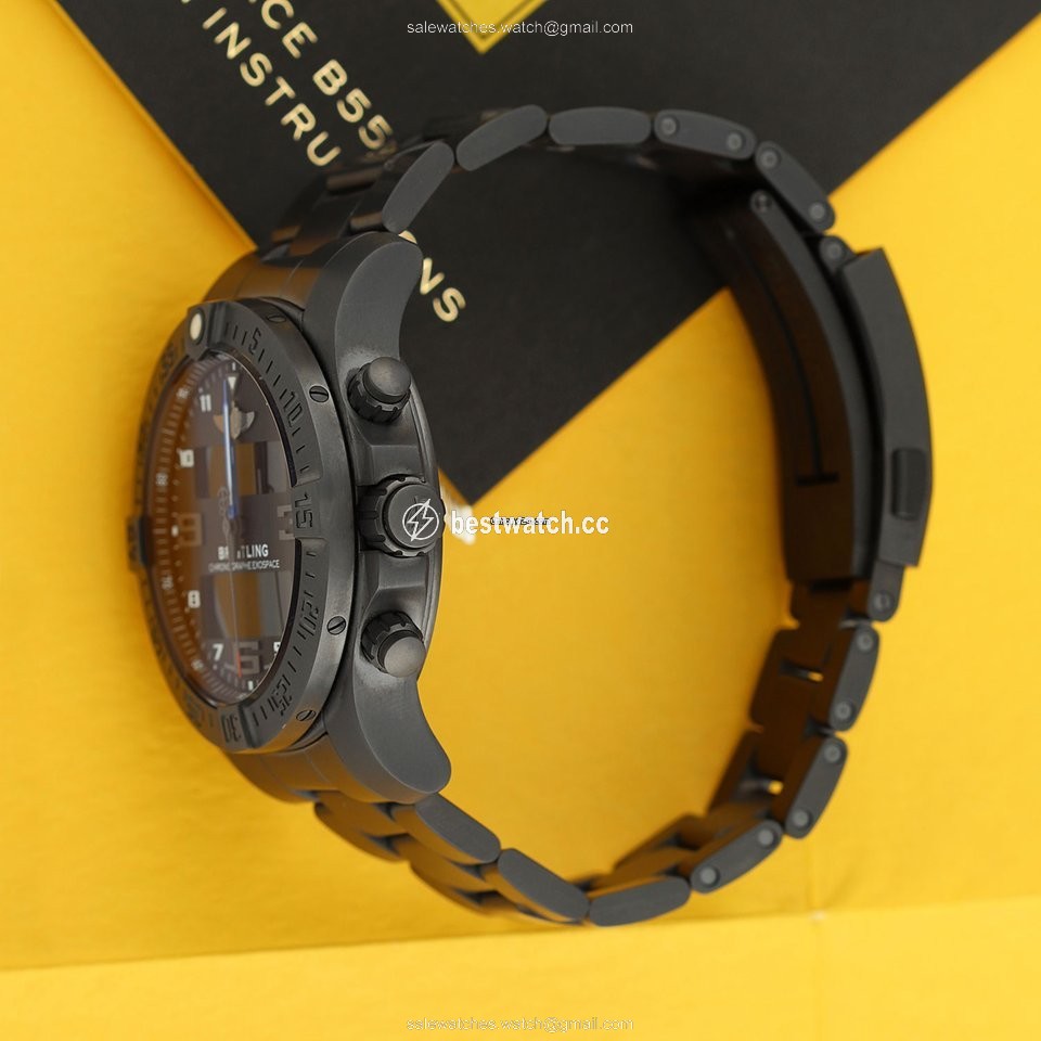 IMG_9086 Breitling Exospace B55 Connected Mens watch Unisex Quartz Titanium vb5510h2 be45 181v 3