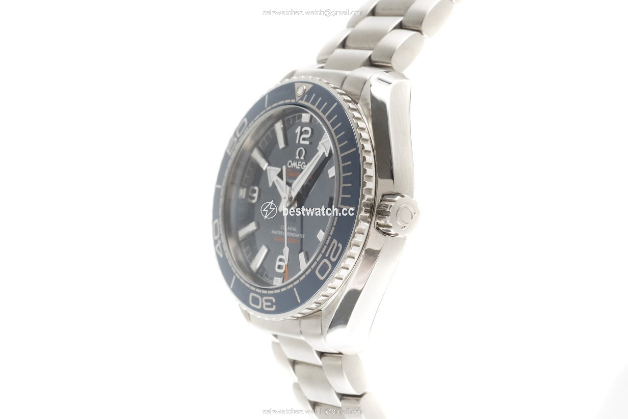 IMG_9086 Omega Seamaster Planet Ocean Mens watch Unisex Automatic Steel 215.30.40.20.03.001 3