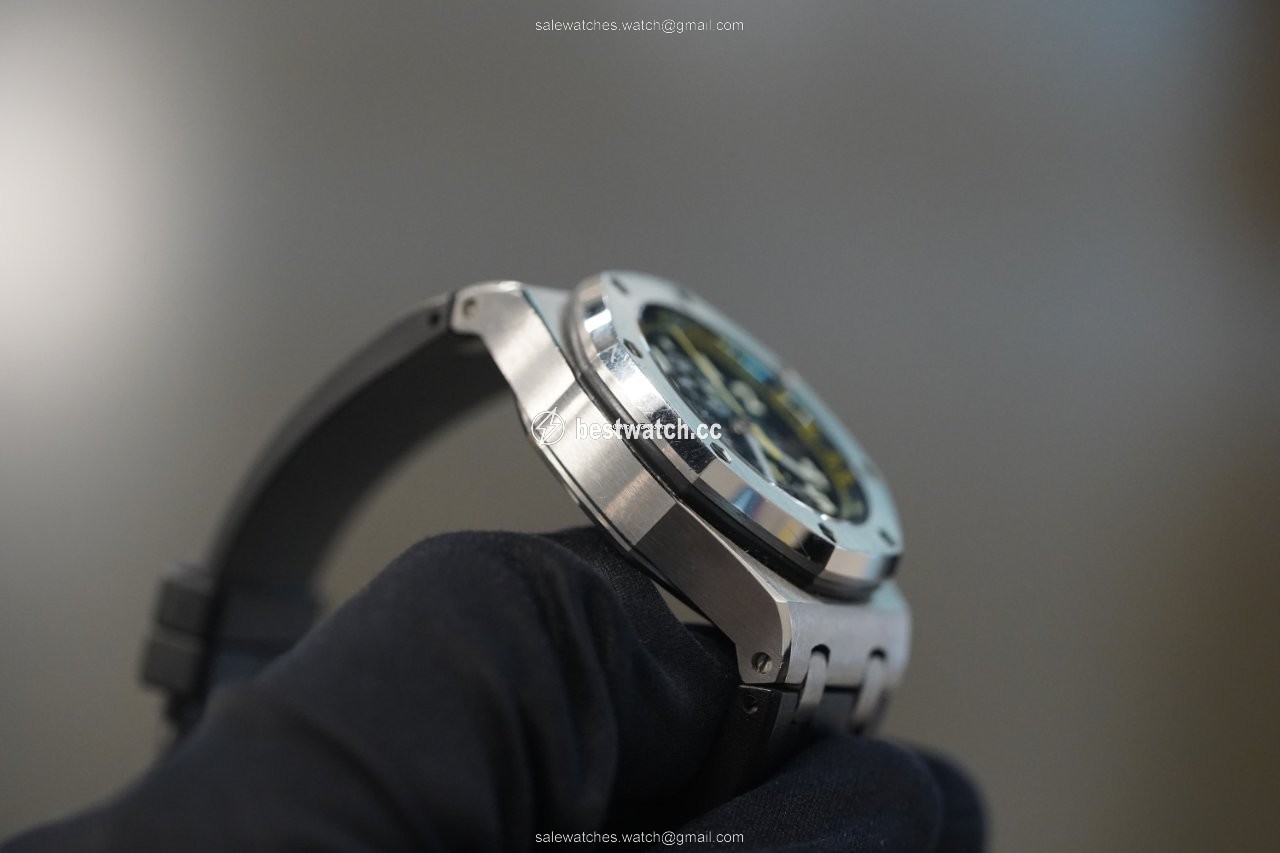 IMG_9086 Audemars Piguet Royal Oak Offshore Chronograph Mens watch Unisex Automatic Steel 26086ST.OO.D002CR.01 3