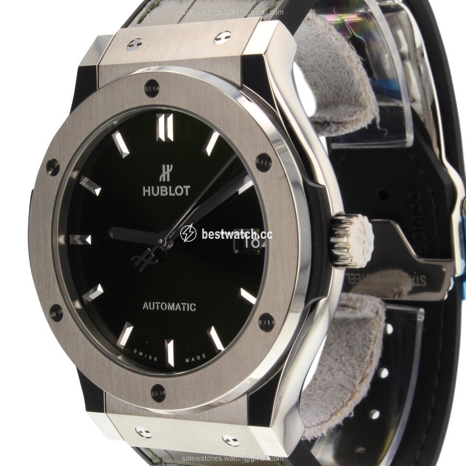 Hublot Classic Fusion 45, 42, 38, 33 mm Mens watch Unisex Automatic Titanium 511NX8970LR 3