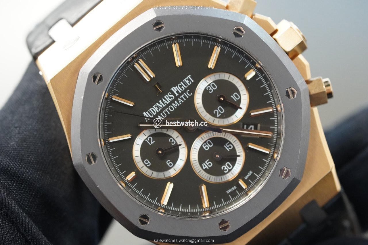 IMG_9086 Audemars Piguet Royal Oak Chronograph Mens watch Unisex Automatic Rose gold 26325OL.OO.D005CR.01 3