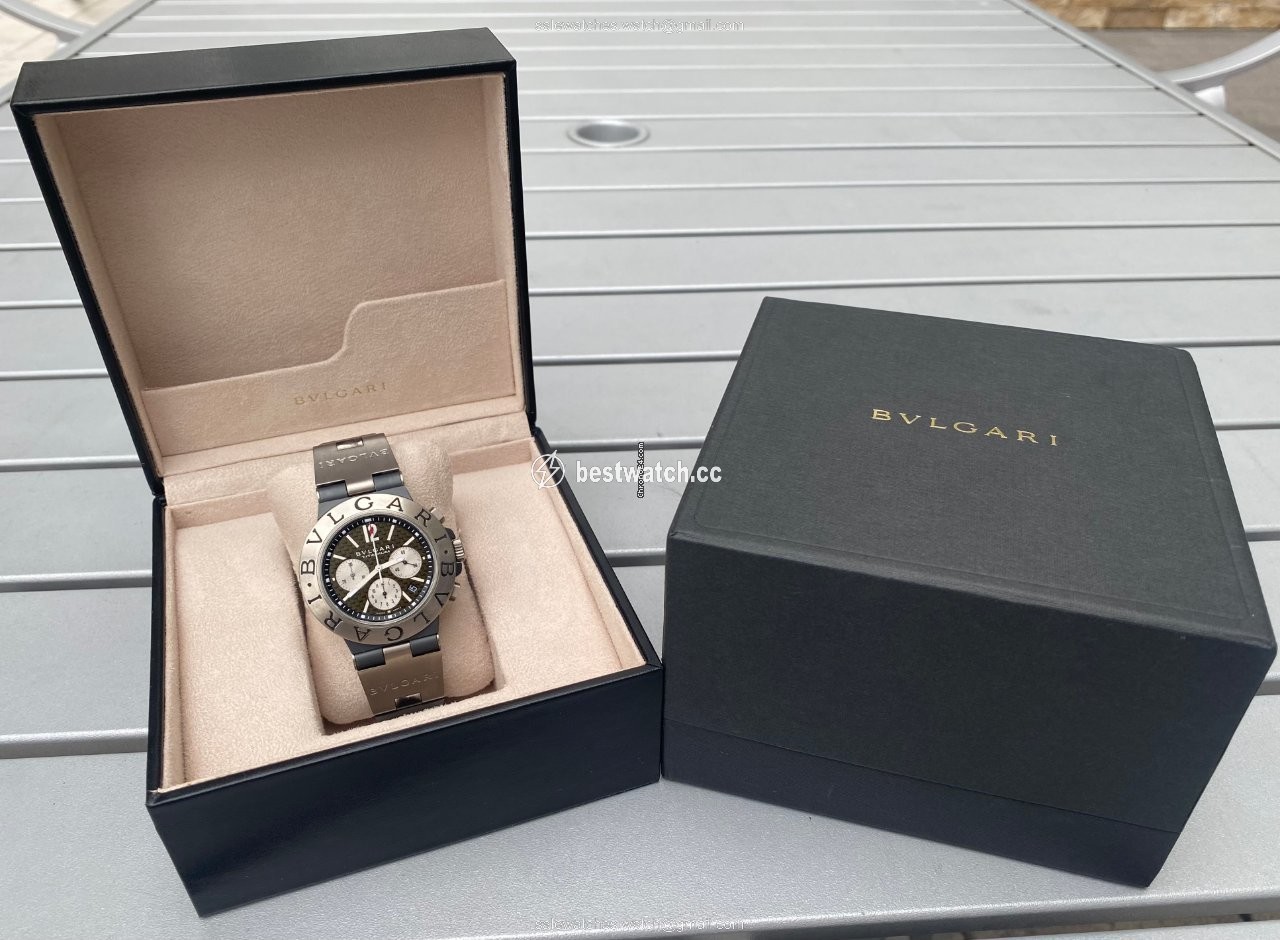 Bulgari Diagono Mens watch Unisex Automatic Titanium TI 44 TA CH 3