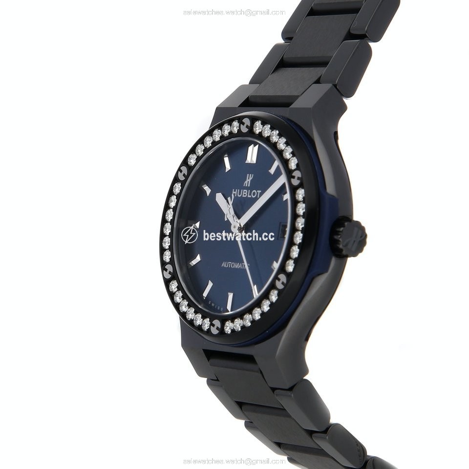 IMG_9086 Hublot Classic Fusion 45, 42, 38, 33 mm Womens watch Automatic Ceramic 568.CM.7170.CM.1204 3