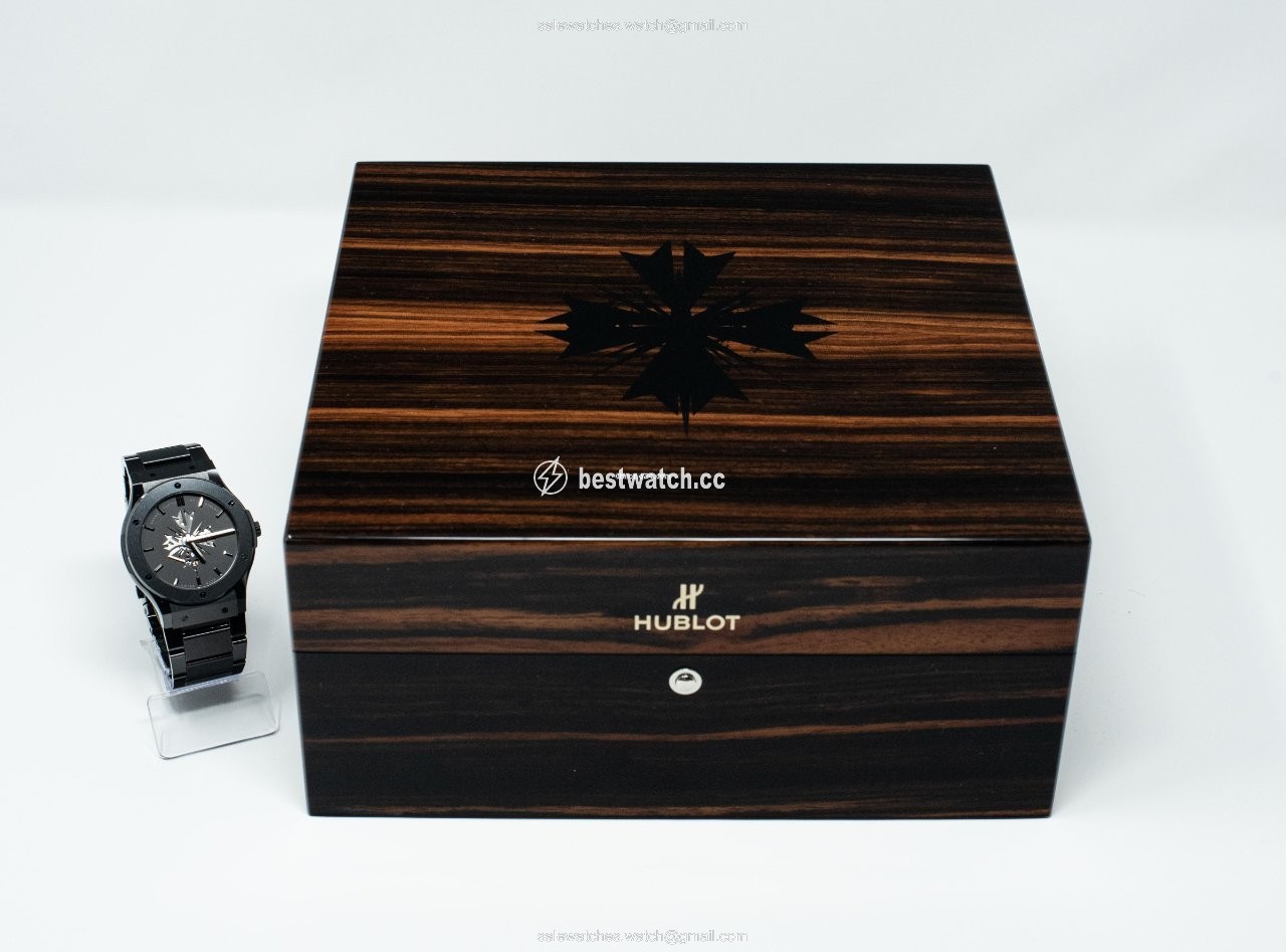 IMG_9086 Hublot Classic Fusion Ultra-Thin Mens watch Unisex Manual winding Ceramic 515.CM.1040.LR.SCH13 3