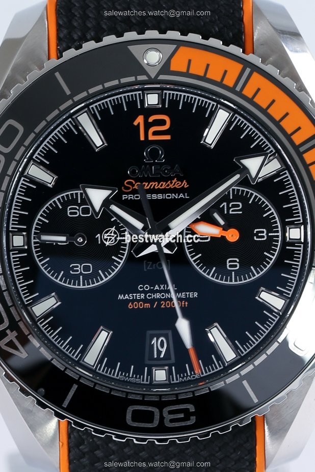 IMG_9086 Omega Seamaster Planet Ocean Chronograph Mens watch Unisex Automatic 215.32.46.51.01.001. 3
